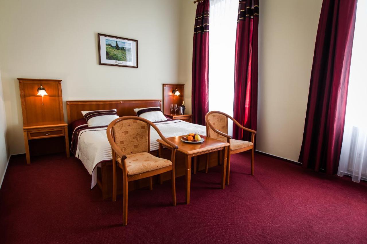 Reitenberger Spa Medical Marianske Lazne Bilik gambar